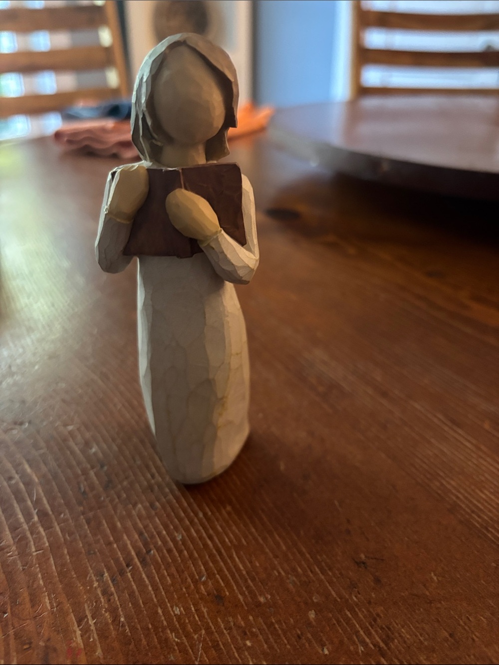 Willow Tree ‘Love of Learning’ Hand-Carved Figurine - Cream and Brown 2005